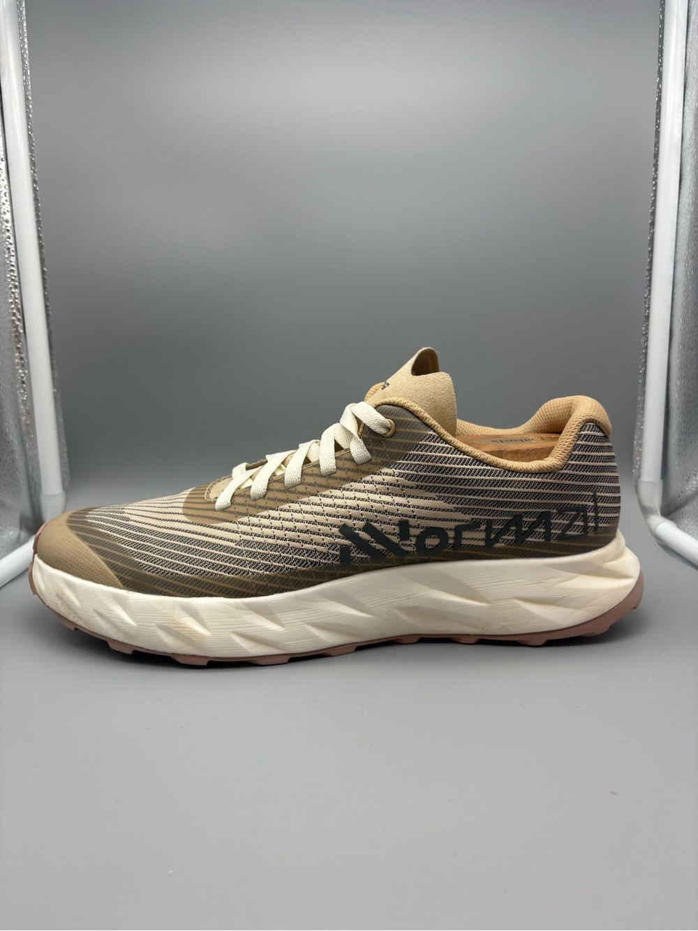 NNormal | Kjerag 01 Trail Running Shoes - Beige White ; Womens 10.5